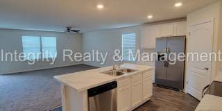 Newer 4 Br, 2 Bath home Gallery 30