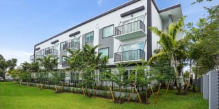 Mira Delray Gallery 52