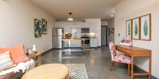 Sunshine Apartments Gallery 15