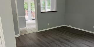7617 Summerglen Drive Gallery 3