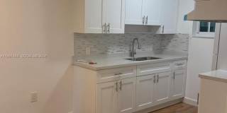 160 NE 55th St Gallery 2