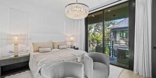 1610 NE 4th Pl 1610 NE 4th Pl Gallery 23