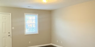 121 Hillridge Ct Gallery 2
