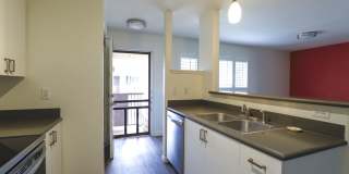 Rarely Available !  Beautiful 3-Bedroom Corner Unit – Pet Friendly & Spacious! Gallery 9