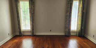 103 Mews Circle Gallery 14