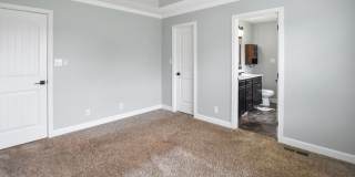 Pet Friendly Three Bedroom with Bonus! Gallery 10