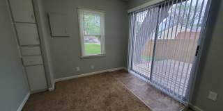 1 bedroom rental home with 2 car garage! 1 bedroom rental home with 2 car garage! Gallery 8