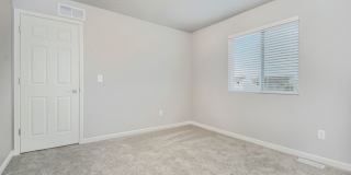 5638 Claremount Street Gallery 24