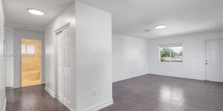 2132 NW 47th St Gallery 9