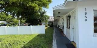 1859 Wiley St Gallery 24