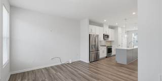 1422 Creekside Circle Gallery 7