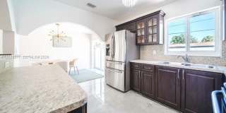 1720 SW 64th Ter Gallery 4