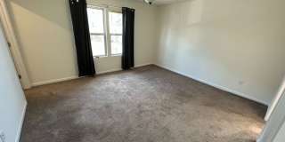 Room in 4 Bedroom Home at Warm Springs Ln Gallery 39