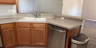 3BR 2BA w/ Screened Patio + Pool/Gym Access in Gated Villa Serena Gallery 6