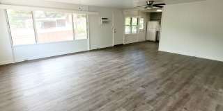 AVAILABLE NOW | 3 BED, 2 BATH HOME | Location: North Shore | Drive Up Parking Spaces, & Large Enclosed Yard | Utilities Not Included | Small Pet Considered AVAILABLE NOW | 3 BED, 2 BATH HOME | Location: North Shore | Drive Up Parking Spaces, & Large Enclosed Yard | Utilities Not Included | Small Pet Considered Gallery 24