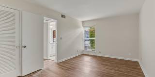 727 Hummingbird Way unit: 2 Gallery 8