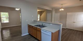 CORNELIUS 3 BEDROOM 2.5 BATH W/FENCED YARD Gallery 8