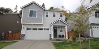 Stunning 3-Bedroom Gig Harbor Home with Bonus Room & A/C Gallery 1