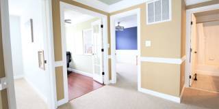 Spacious Home in Port Potomac Gallery 23