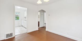 $1250 3 bedroom bungalow Gallery 7