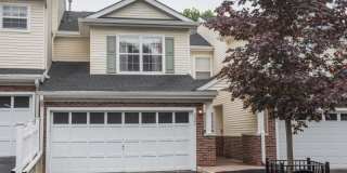 2404 Vantage Ct Gallery 1