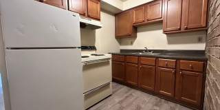 Beautiful First Floor 1 Bedroom Apartment Available at Kellywood Manor!  Call Today! Gallery 1