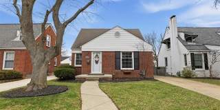 1906 Oxford Road Gallery 1