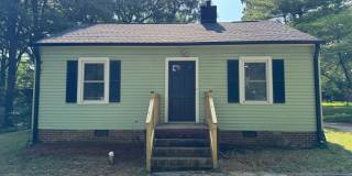 2bed/1bath w/ detached garage! Gallery 1