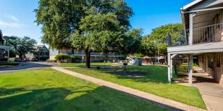 London Square Apartments Gallery 26