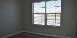 Spacious 2 bed + bonus room / Littleton Condo, Wonderful Location Gallery 20