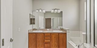 Leesburg 3 Bed, 2 Bath Single Family Home Gallery 12