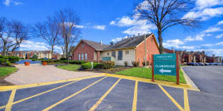 1955 N Hicks Road Gallery 25