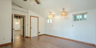 GORGEOUS 4-BEDROOM HOME IN TERRELL HEIGHTS Gallery 43
