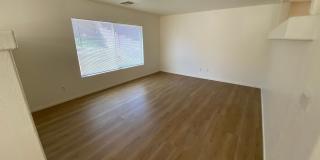 Great 4 bed/2.5 bath home located in the Southern area Gallery 5