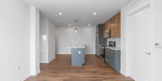 Graduate Pointe Gallery 42