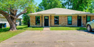 College Station - 2 bedroom - 1 bath - fenced in yard - WD connections College Station - 2 bedroom - 1 bath - fenced in yard - WD connections Gallery 1