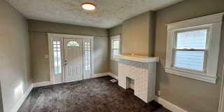 610 Colorado - 3bed/1bath house, garage & basement! Gallery 4