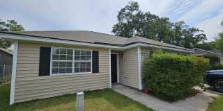 124 Hunt Club Court Gallery 1