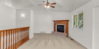 Spacious 5 Bed Kaysville Home with 3-Car Garage Gallery 9