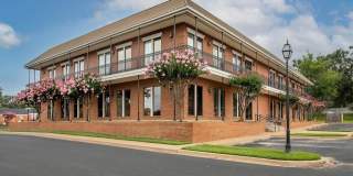 3310 S Broadway Avenue 3310 S Broadway Avenue Gallery 1