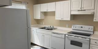 2 BEDROOM 1 BATH CONDO Gallery 6