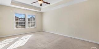116 Ventura Place Gallery 16
