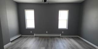 105 Walnut Ave Gallery 6