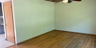 Home with Tons of Space!! Gallery 4