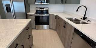 3 Bed 3 Bath Townhome Gallery 1