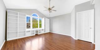 Elgin Two Bedroom with Loft and Two Car Garage Gallery 8