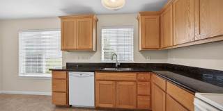 Clean 2 Bedroom. 2 bath apartment Gallery 15