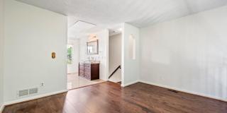 Warm 1 bd in heart of Aurora Gallery 13