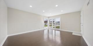 7732 S Springfield Avenue Gallery 4