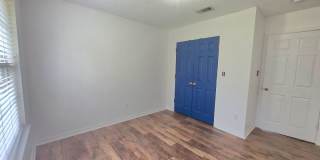 Centrally Located 3/2.5 | Fenced Yard + Loft + Garage Gallery 21